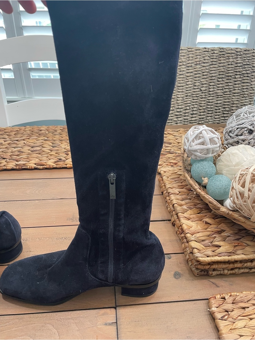 Aquatalia Navy Suede Knee-High Heeled Boots - 8- NEW 💙 - Picture 4 of 7